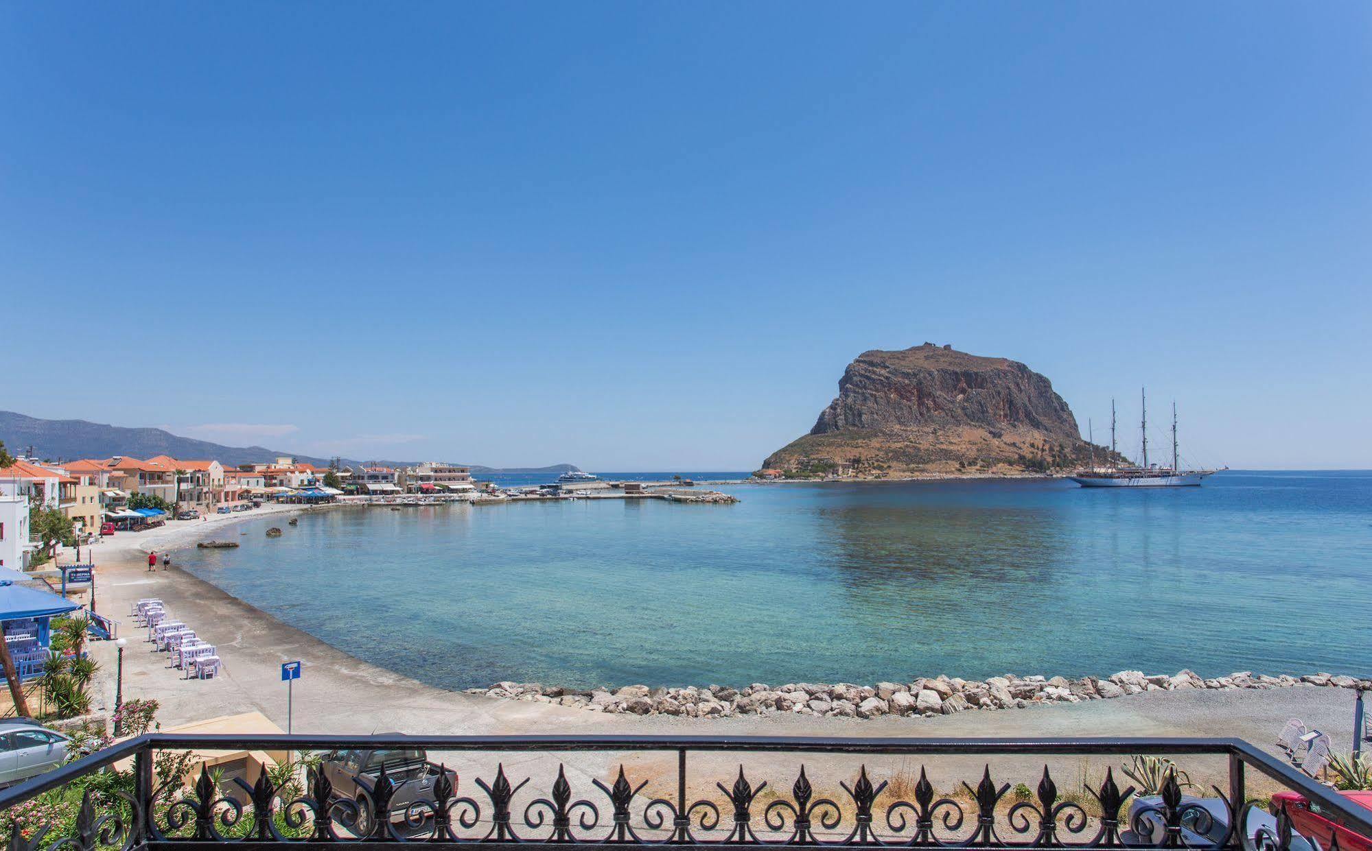 Petrino Guesthouse Monemvasia Ngoại thất bức ảnh